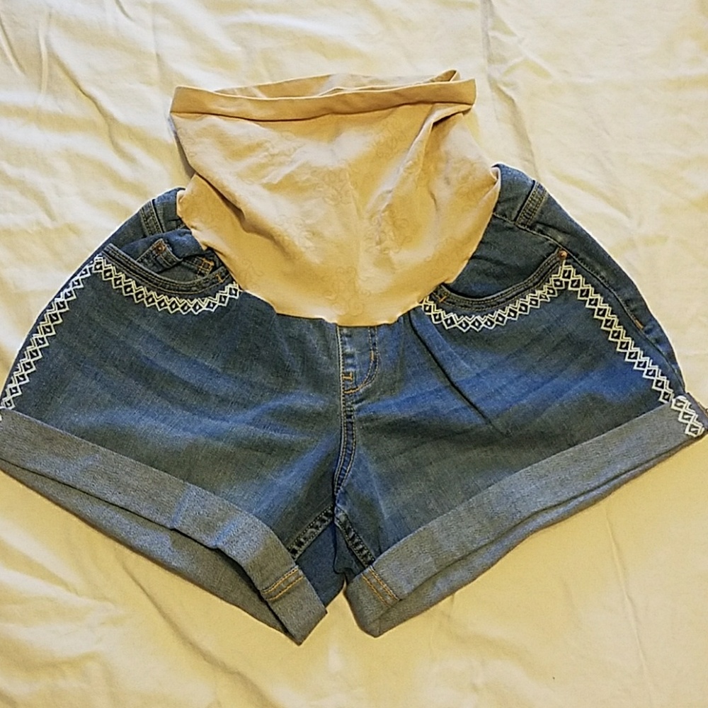Jessica Simpson maternity jean shorts